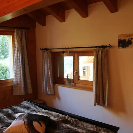 Apartament Rodasia *