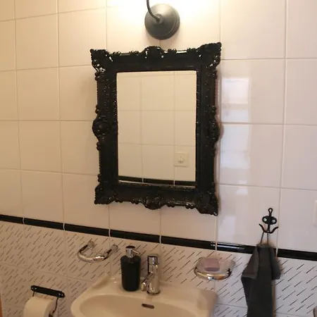 Apartament Rodasia *